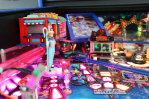 Toy Story 4 Sculpted interactive Carnival Booths DELUXE by The Art of Pinball - Image 3