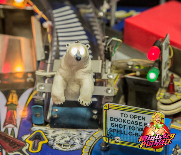 Addams Family LED Polar Bear Modification - Image 1