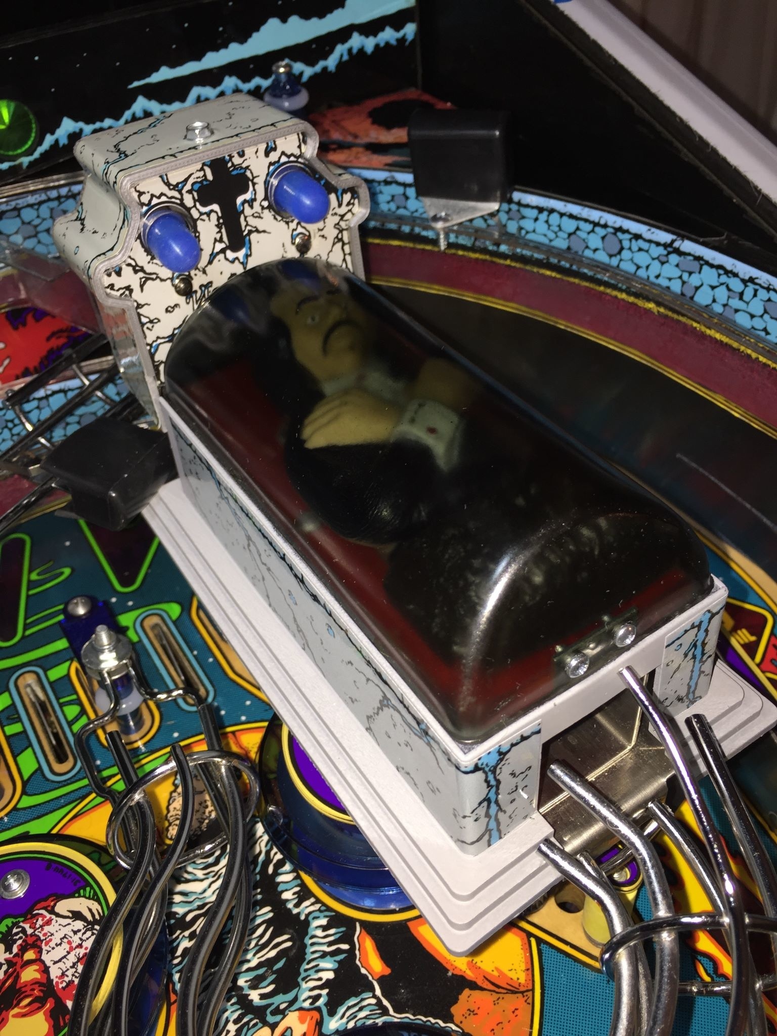 Dracula 3-D Tombstone Cover - Image 1