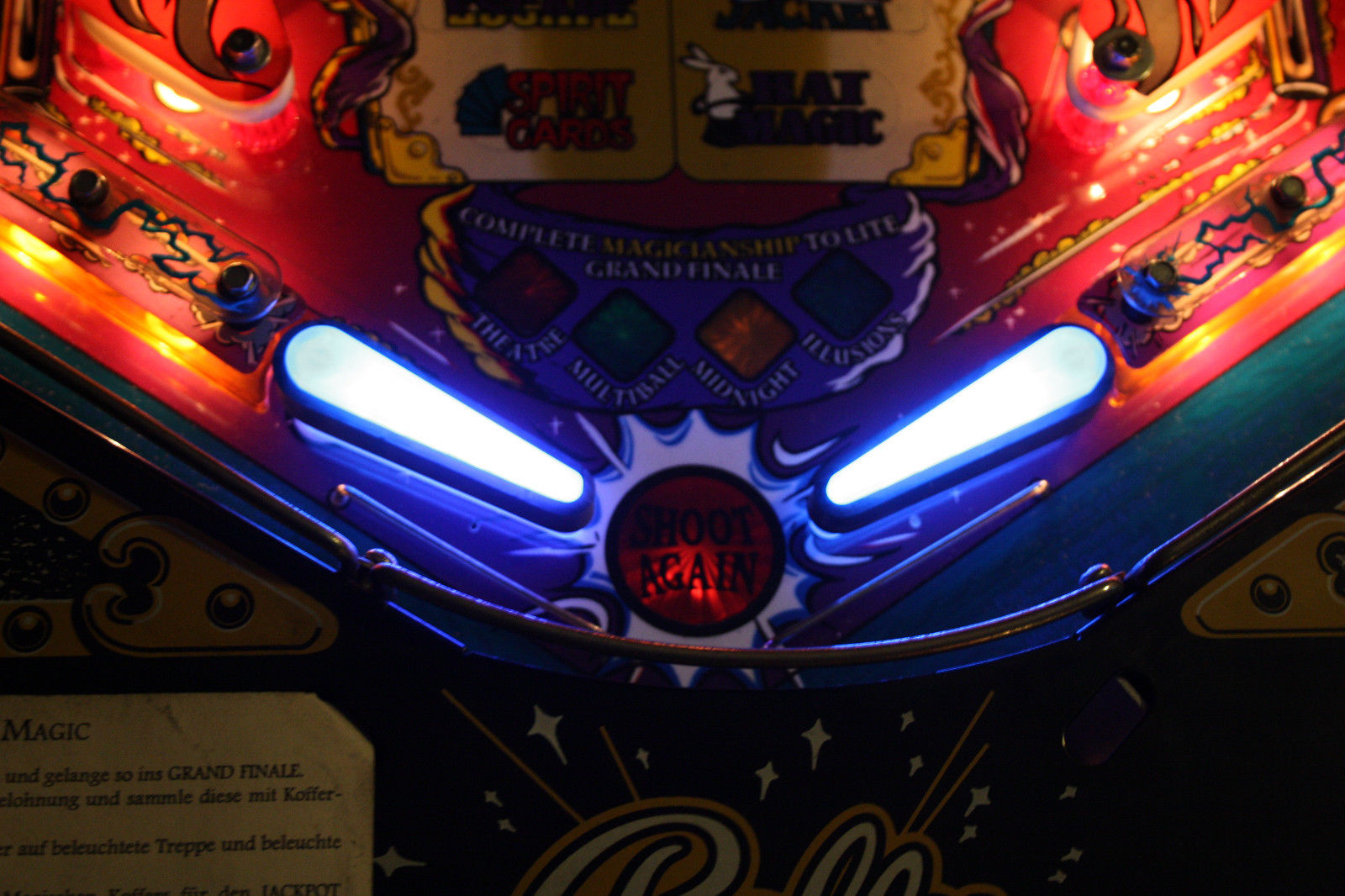 Illuminated Flipper Bats with Remote Control - Image 3