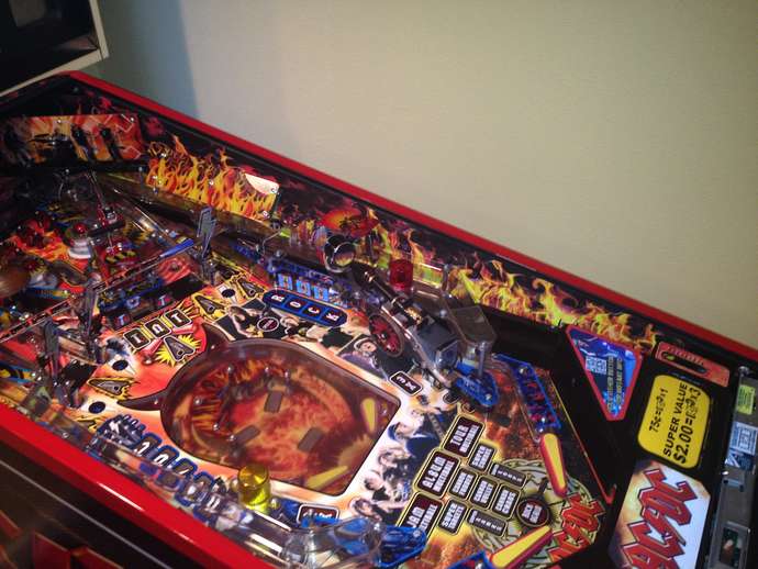 AC/DC Flaming Hot PinBlades - Image 3