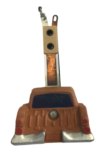 Junk Yard Blade & Rear Car Assy Brown - Image 1