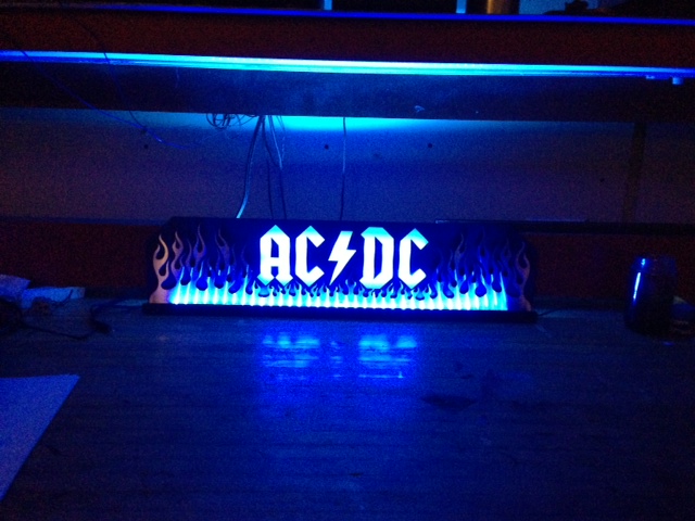 AC/DC BACK IN BLACK Topper Stern - Image 1