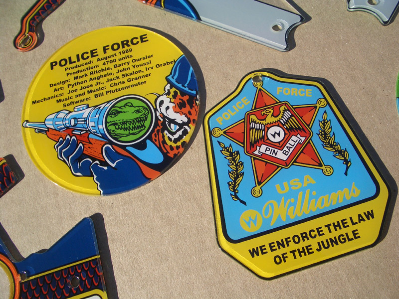 Police Force Plastic Set - Image 6